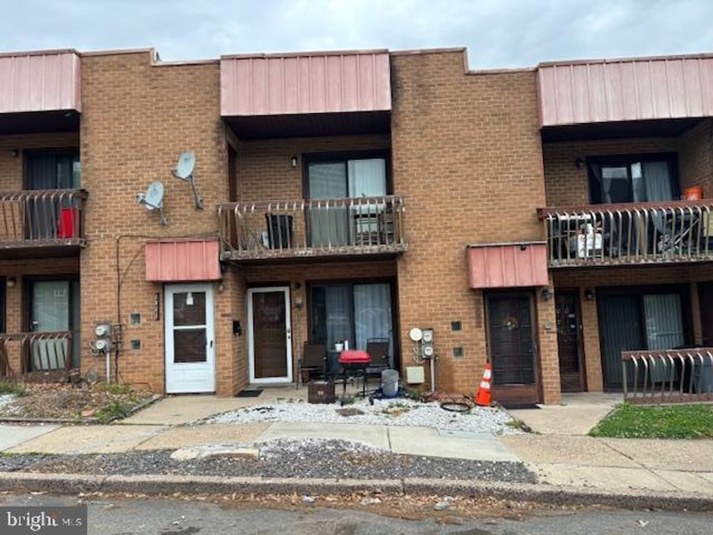 2531 SHELMIRE AVE, Philadelphia, PA 19152