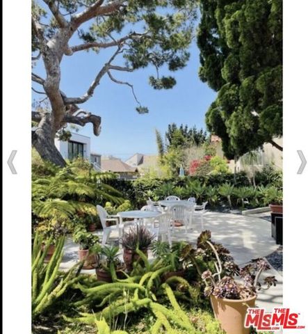 119 Paloma Avenue A, Los Angeles, CA 90291