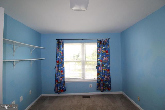 13230 COPPERMILL DR, Herndon, VA 20171