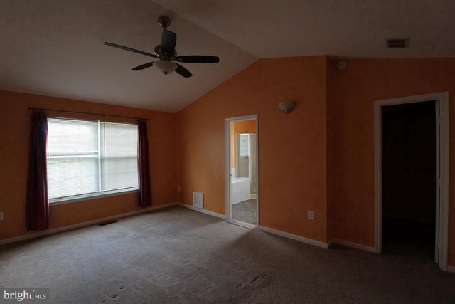 13230 COPPERMILL DR, Herndon, VA 20171