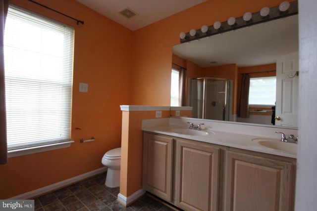 13230 COPPERMILL DR, Herndon, VA 20171