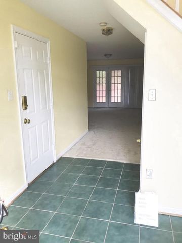 13230 COPPERMILL DR, Herndon, VA 20171