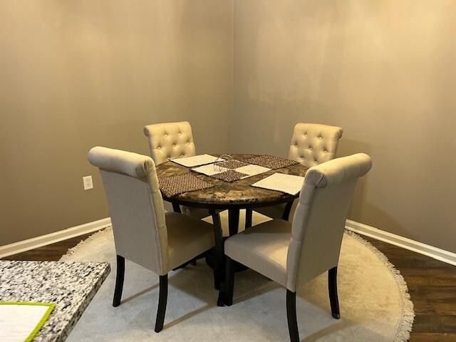 1300 Park West Unit 514, Mount Pleasant, SC 29466