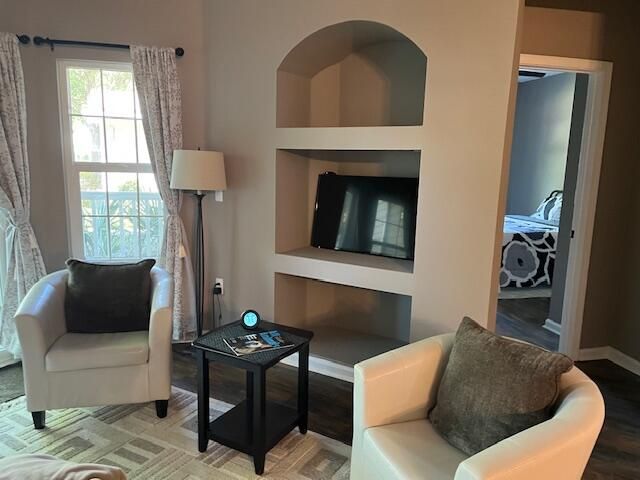 1300 Park West Unit 514, Mount Pleasant, SC 29466