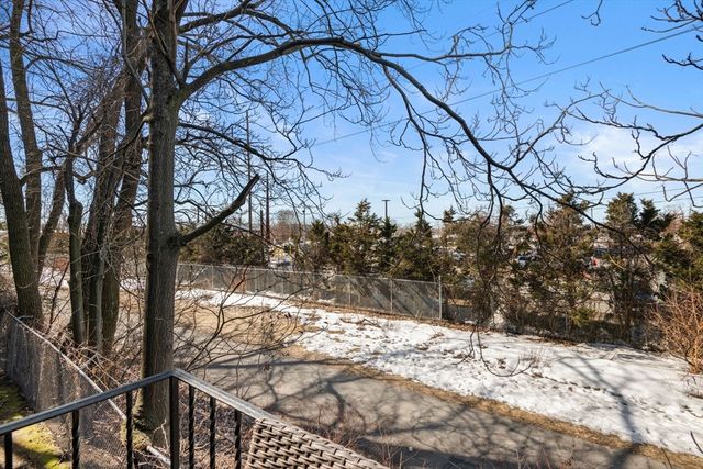 103 Newman Road 7, Malden, MA 02148