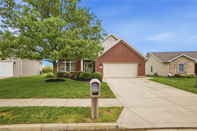 653 Willow Point Court, Troy, OH 45373