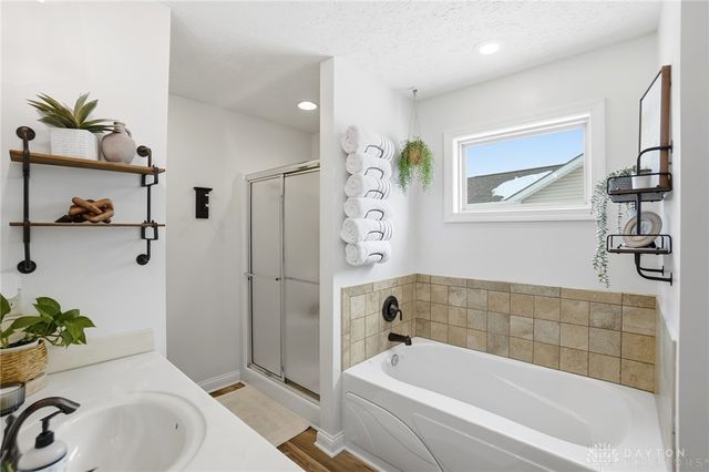 653 Willow Point Court, Troy, OH 45373