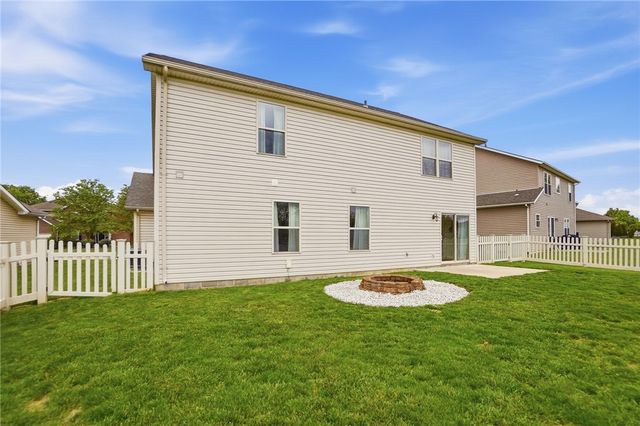 653 Willow Point Court, Troy, OH 45373