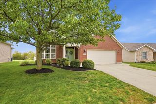 653 Willow Point Court, Troy, OH 45373