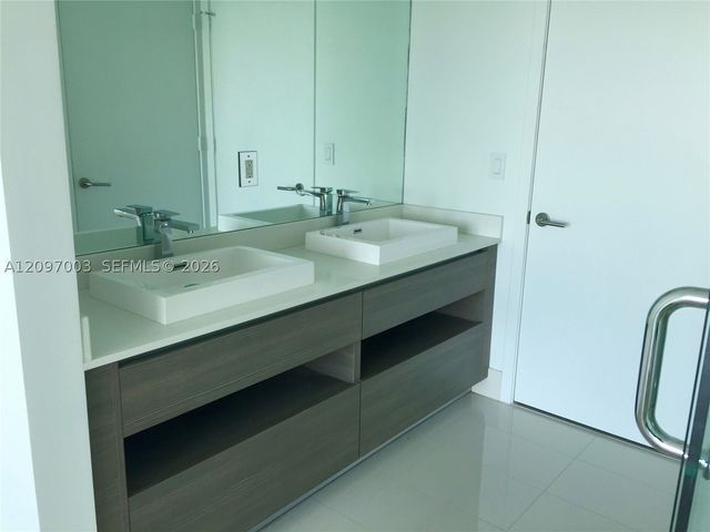 460 NE 28th St 3104, Miami, FL 33137
