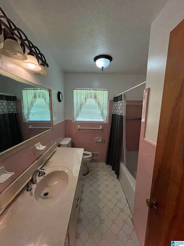 424 DANIEL DRIVE NE, Center Point, AL 35215