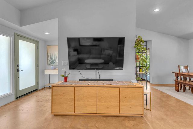 2155 E Bellamy Road, Palm Springs, CA 92262