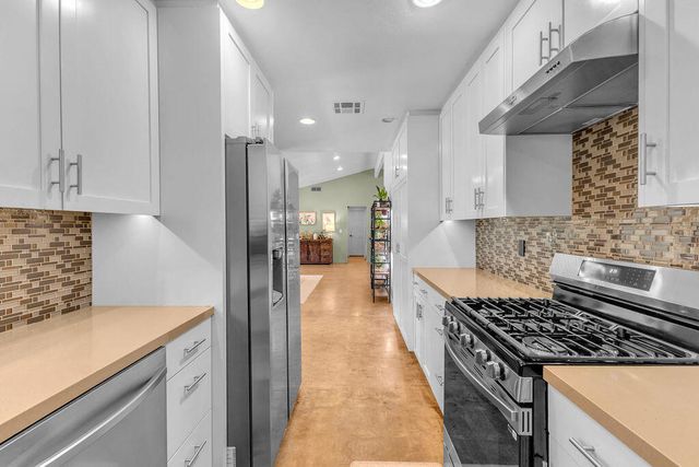 2155 E Bellamy Road, Palm Springs, CA 92262