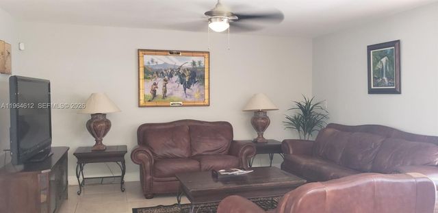 9835 SW 56th St, Miami, FL 33165