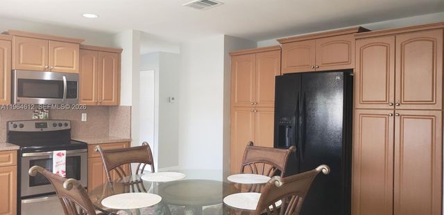 9835 SW 56th St, Miami, FL 33165