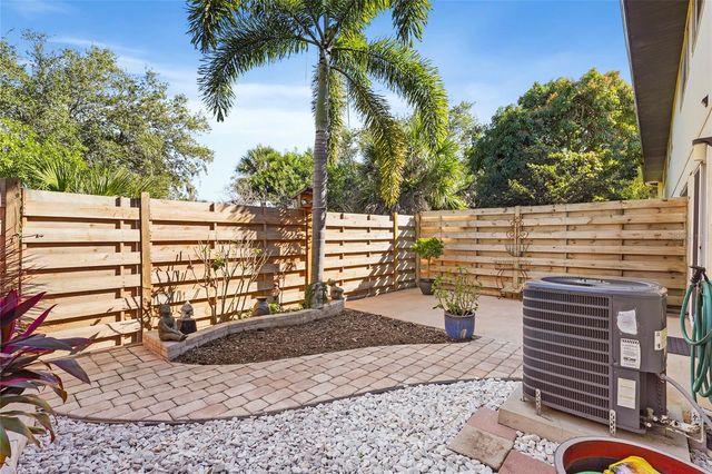 1143 LONGFELLOW ROAD, Sarasota, FL 34243