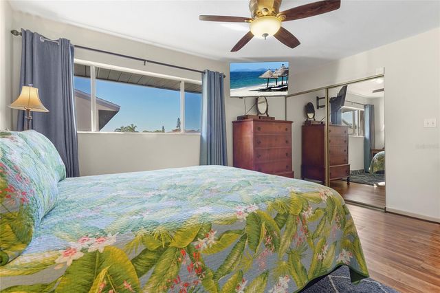 1143 LONGFELLOW ROAD, Sarasota, FL 34243