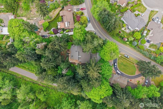 11730 Clearview Dr, Edmonds, WA 98026