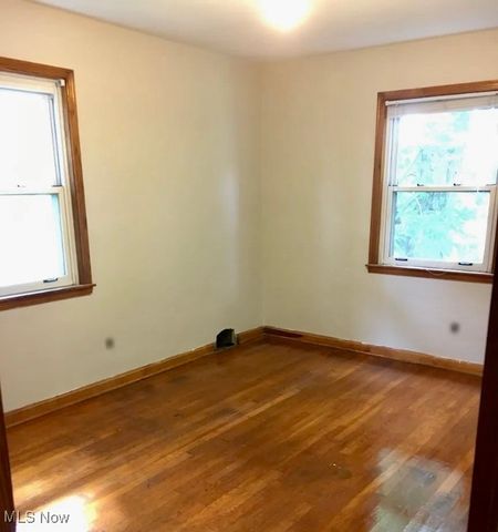 1253 ELMHURST Drive, Weirton, WV 26062