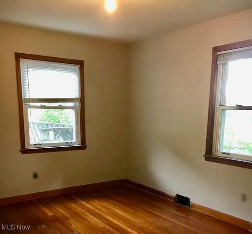 1253 ELMHURST Drive, Weirton, WV 26062