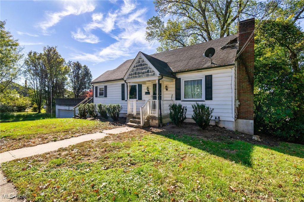 1253 ELMHURST Drive, Weirton, WV 26062