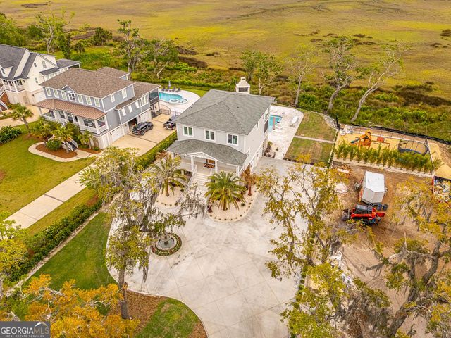 14 Maiden Creek Drive, Waverly, GA 31565