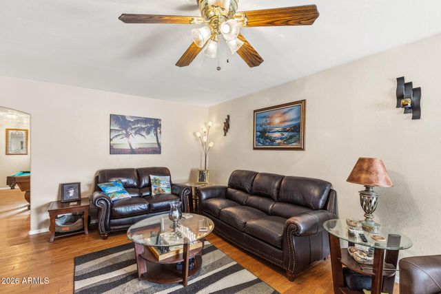 4732 W ALTADENA Avenue, Glendale, AZ 85304