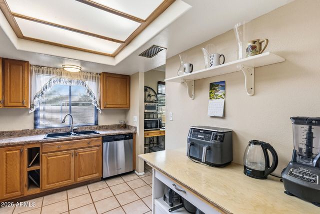 4732 W ALTADENA Avenue, Glendale, AZ 85304