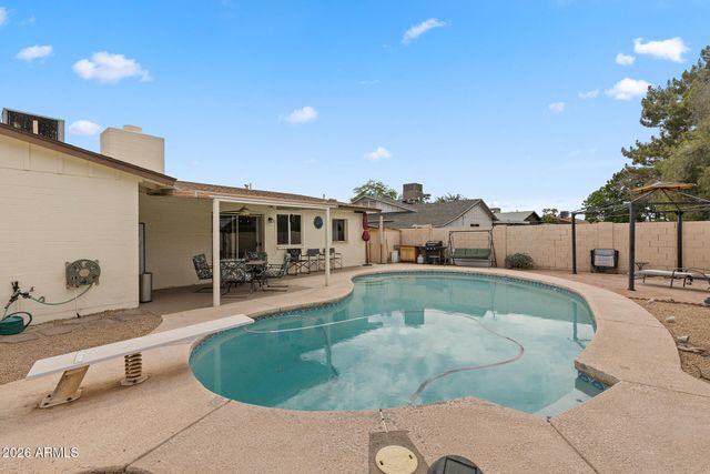 4732 W ALTADENA Avenue, Glendale, AZ 85304