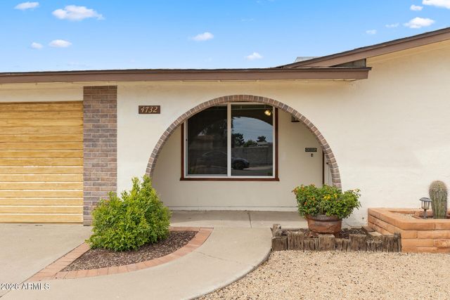4732 W ALTADENA Avenue, Glendale, AZ 85304