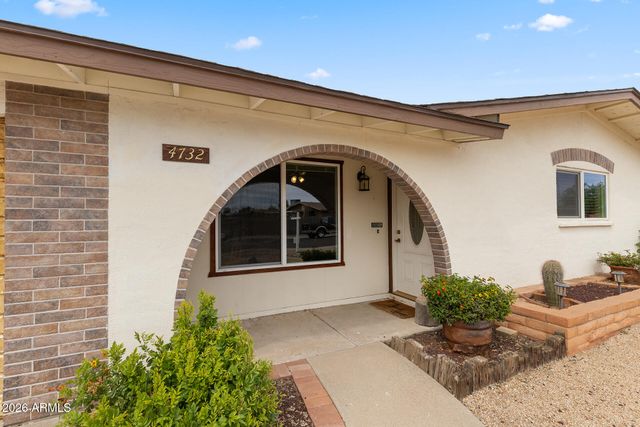 4732 W ALTADENA Avenue, Glendale, AZ 85304