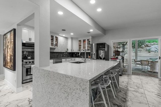 77095 Desi Drive, Indian Wells, CA 92210