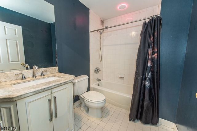 260 Main St 214, Little Falls Twp., NJ 07424