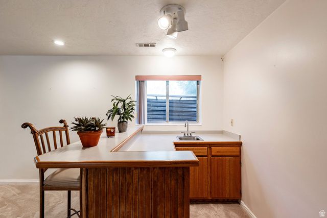 8158 S ANDORRA LN, Sandy, UT 84093