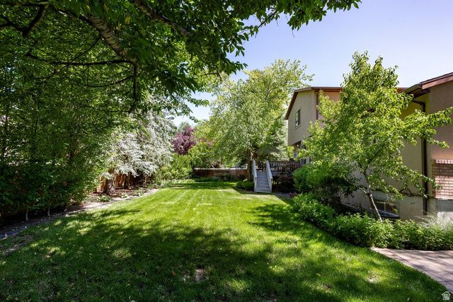 8158 S ANDORRA LN, Sandy, UT 84093