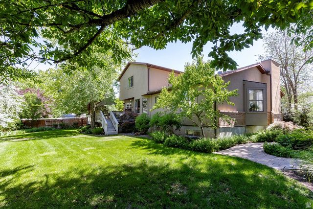 8158 S ANDORRA LN, Sandy, UT 84093