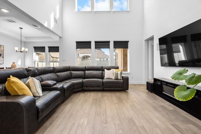 1331 18th Street, Northlake, TX 76226