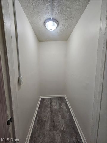 905 Belvedere Avenue SE, Warren, OH 44484