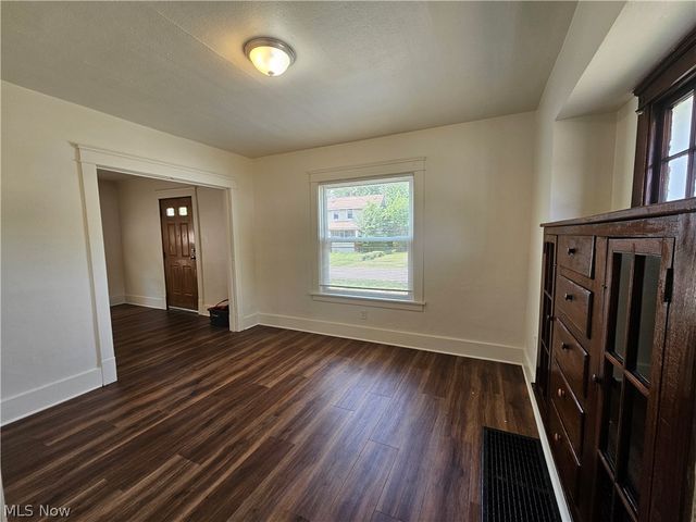 905 Belvedere Avenue SE, Warren, OH 44484