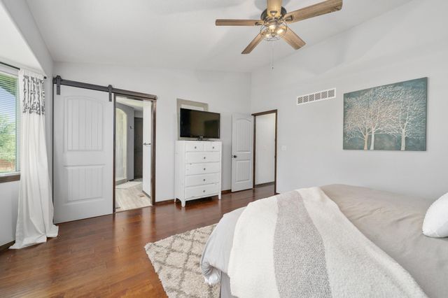 4407 N Ridge Port St, Wichita, KS 67205