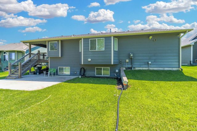 4407 N Ridge Port St, Wichita, KS 67205