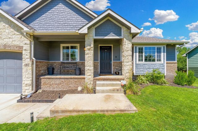 4407 N Ridge Port St, Wichita, KS 67205