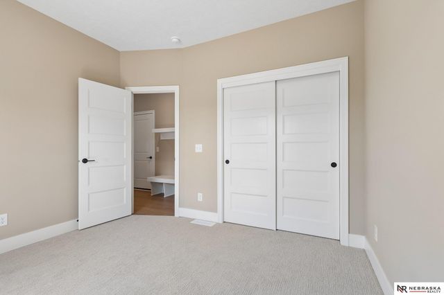 12705 Glenn Street, Papillion, NE 68138