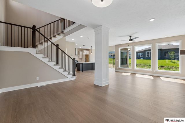12705 Glenn Street, Papillion, NE 68138