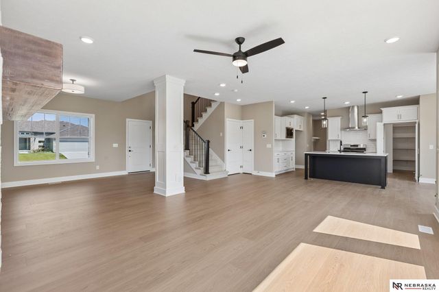 12705 Glenn Street, Papillion, NE 68138