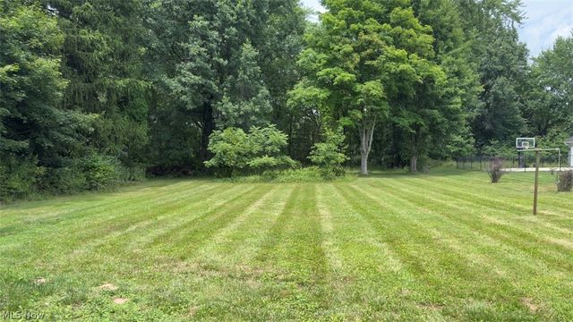 2840 Denver Drive, Poland, OH 44514