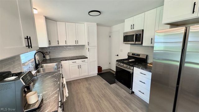 2840 Denver Drive, Poland, OH 44514