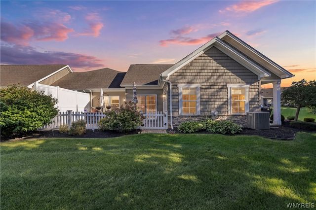5665 Southwestern Boulevard 41B, Hamburg, NY 14075