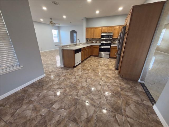 1927 WHITE HERON BAY CIRCLE, Orlando, FL 32824