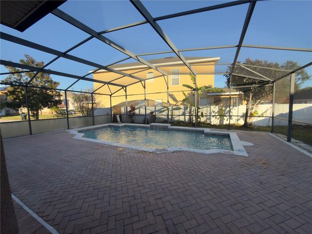 1927 WHITE HERON BAY CIRCLE, Orlando, FL 32824